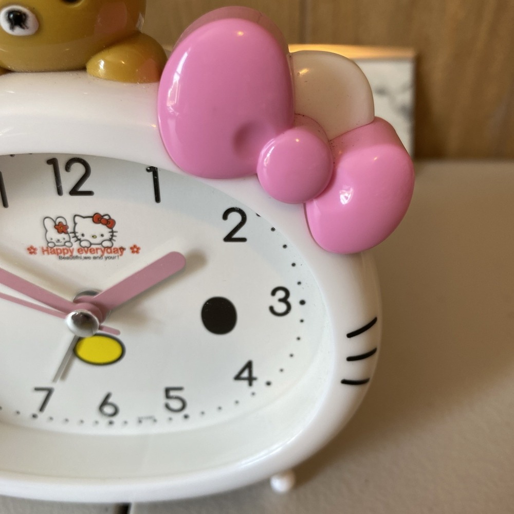 Hello Kitty Alarm Clock Bear Topper Pink Bow Battery Operated - Picture 3 of 15